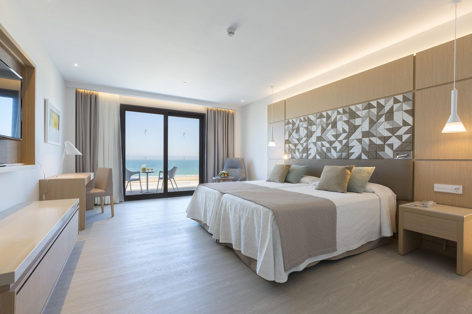 Hipotels Barrosa Park (adults Only) Hotel 4*