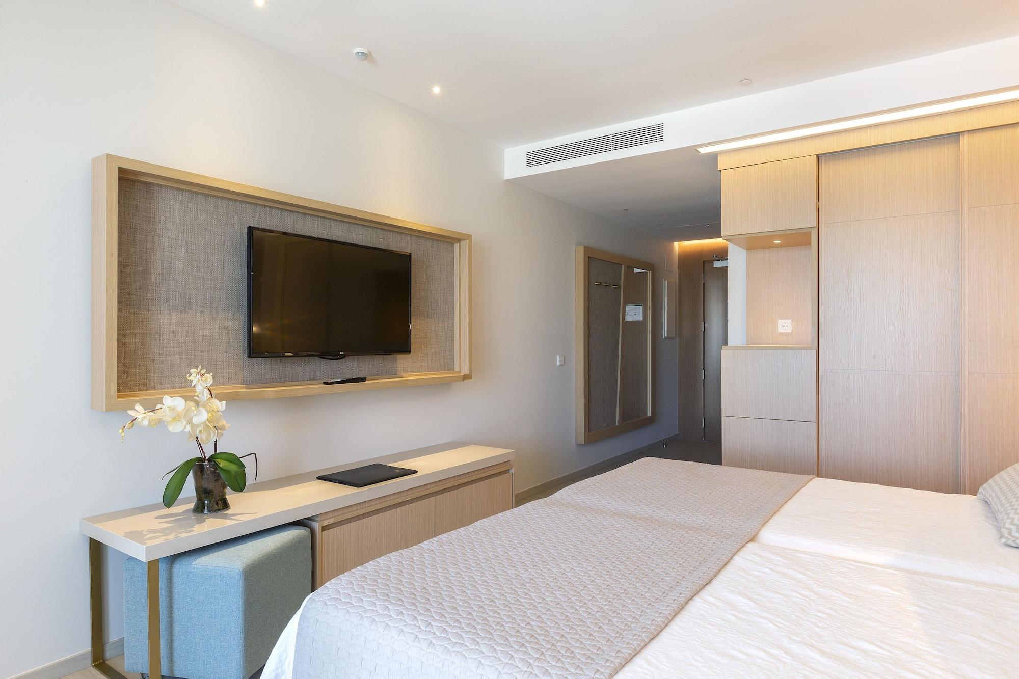Hipotels Barrosa Park (adults Only) Hotel
