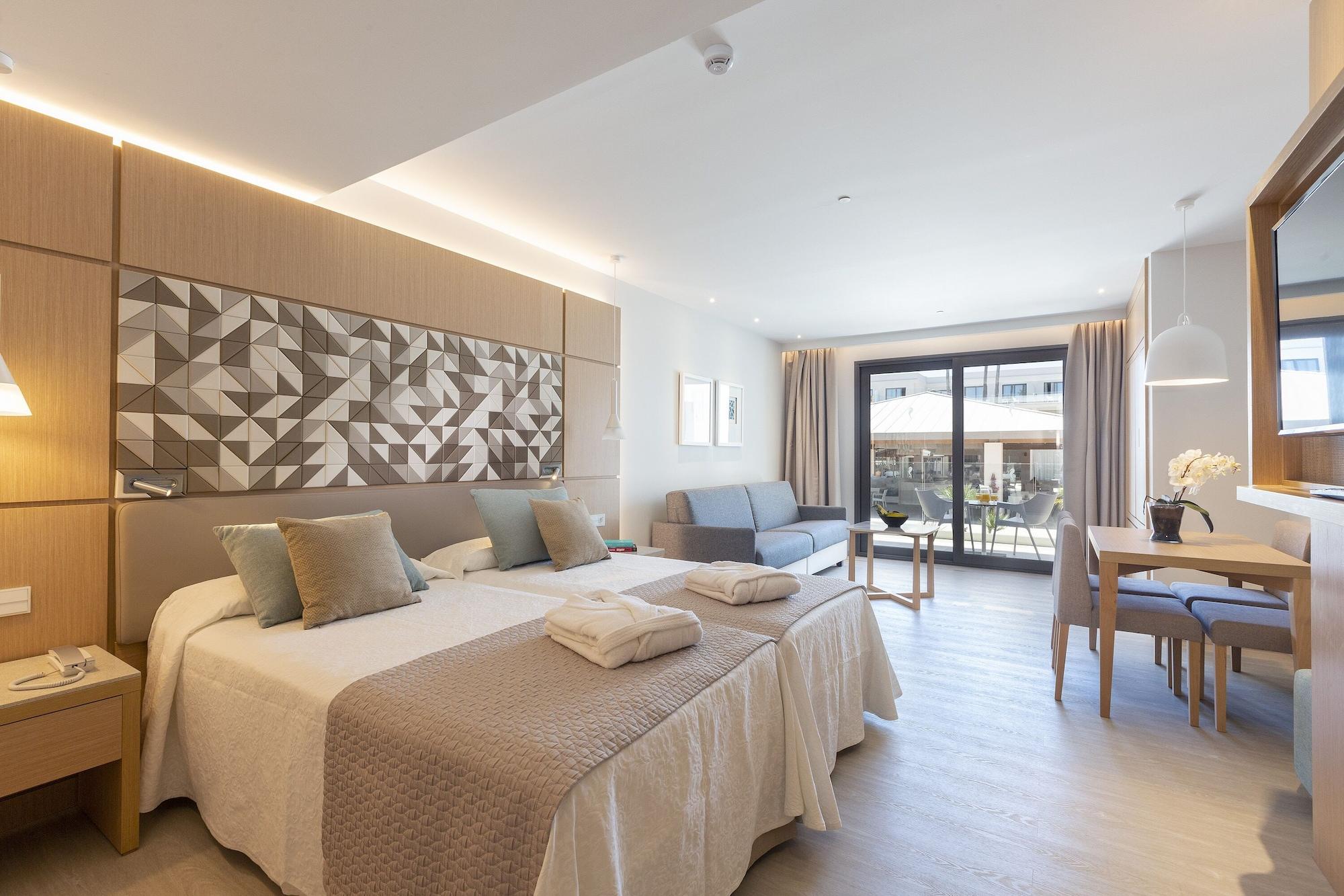 Hipotels Barrosa Park (adults Only) Hotel 4*