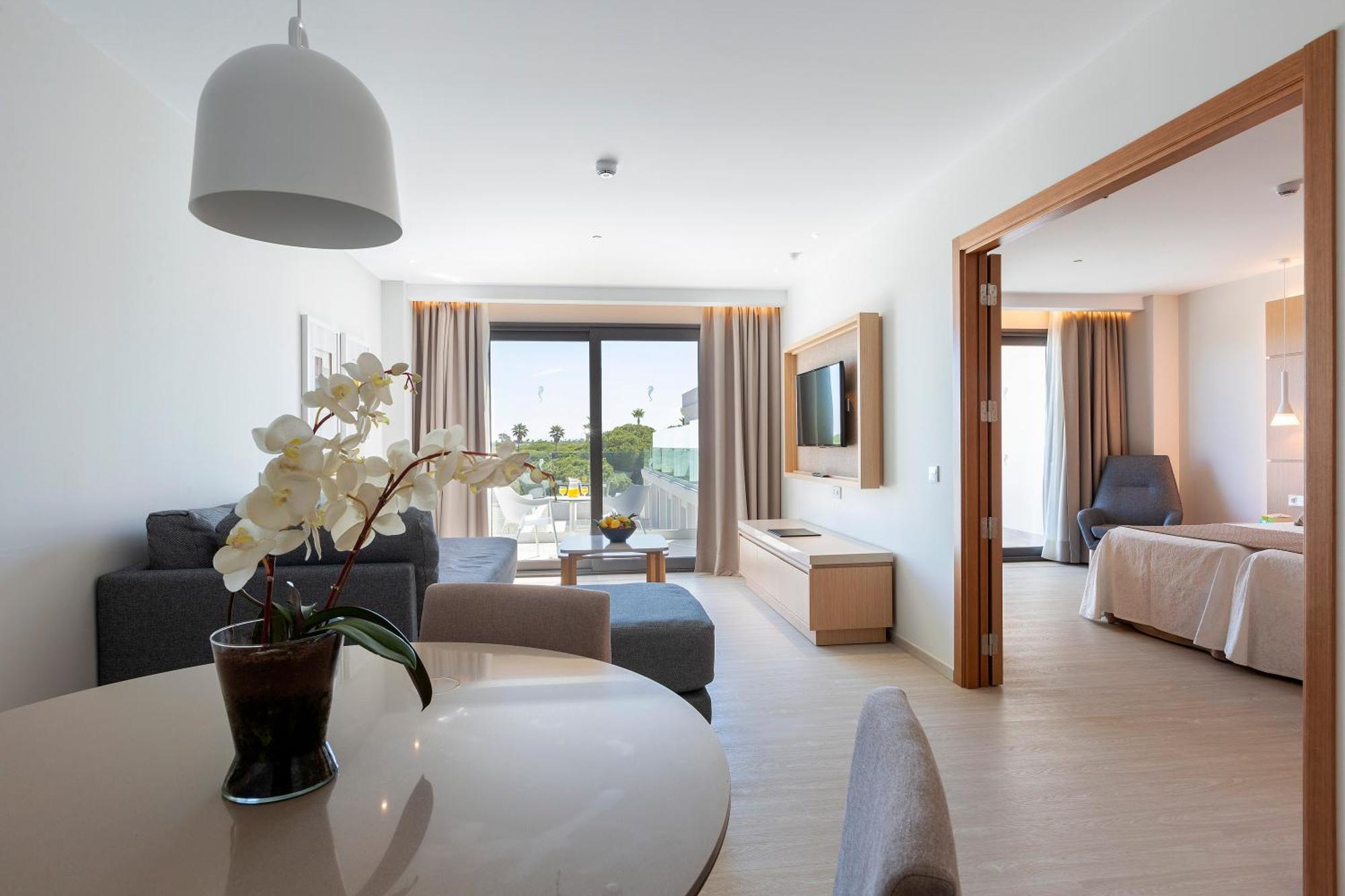 Hipotels Barrosa Park (adults Only) Hotel 4*