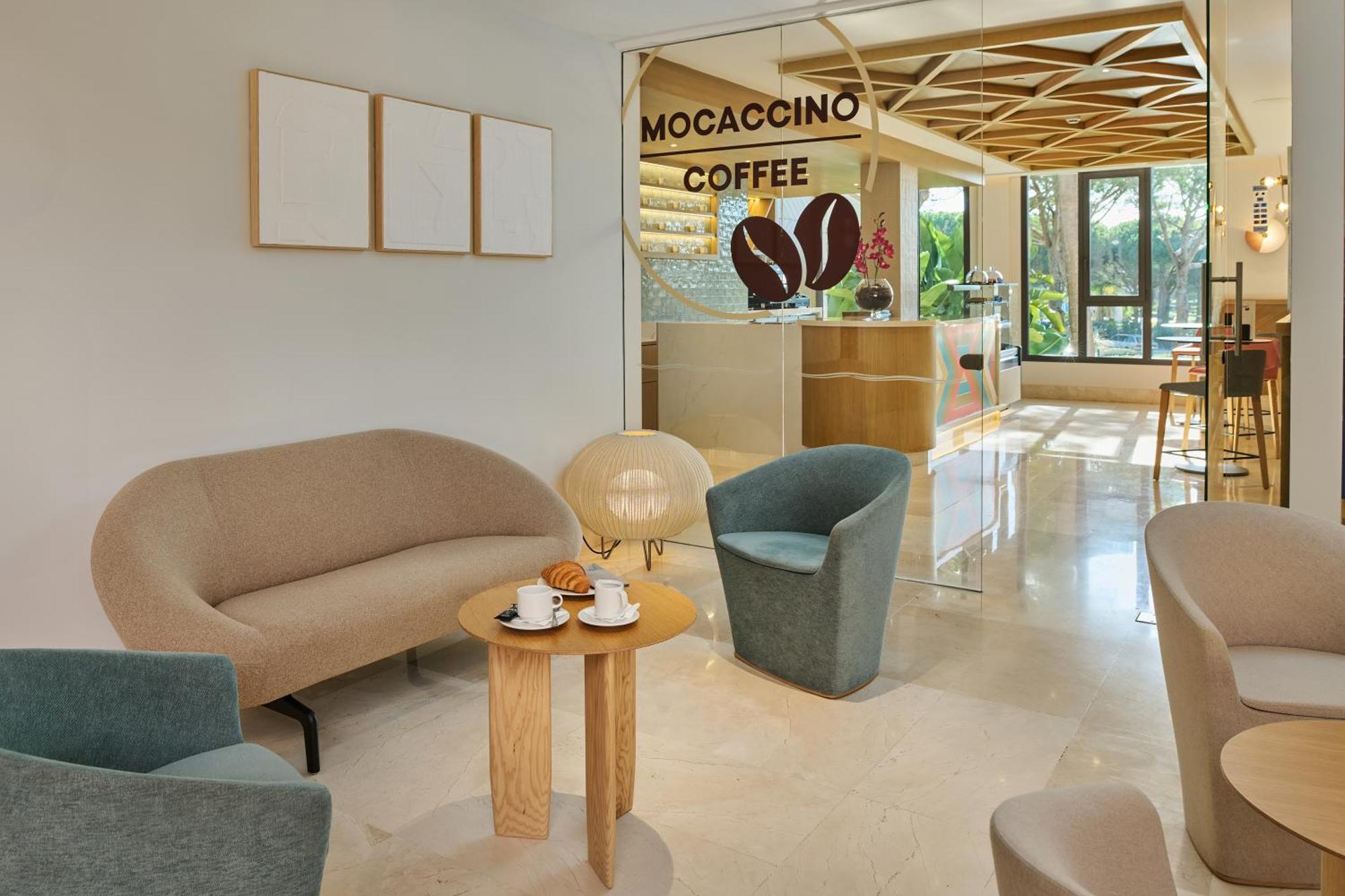 Hipotels Barrosa Park (adults Only) Hotel
